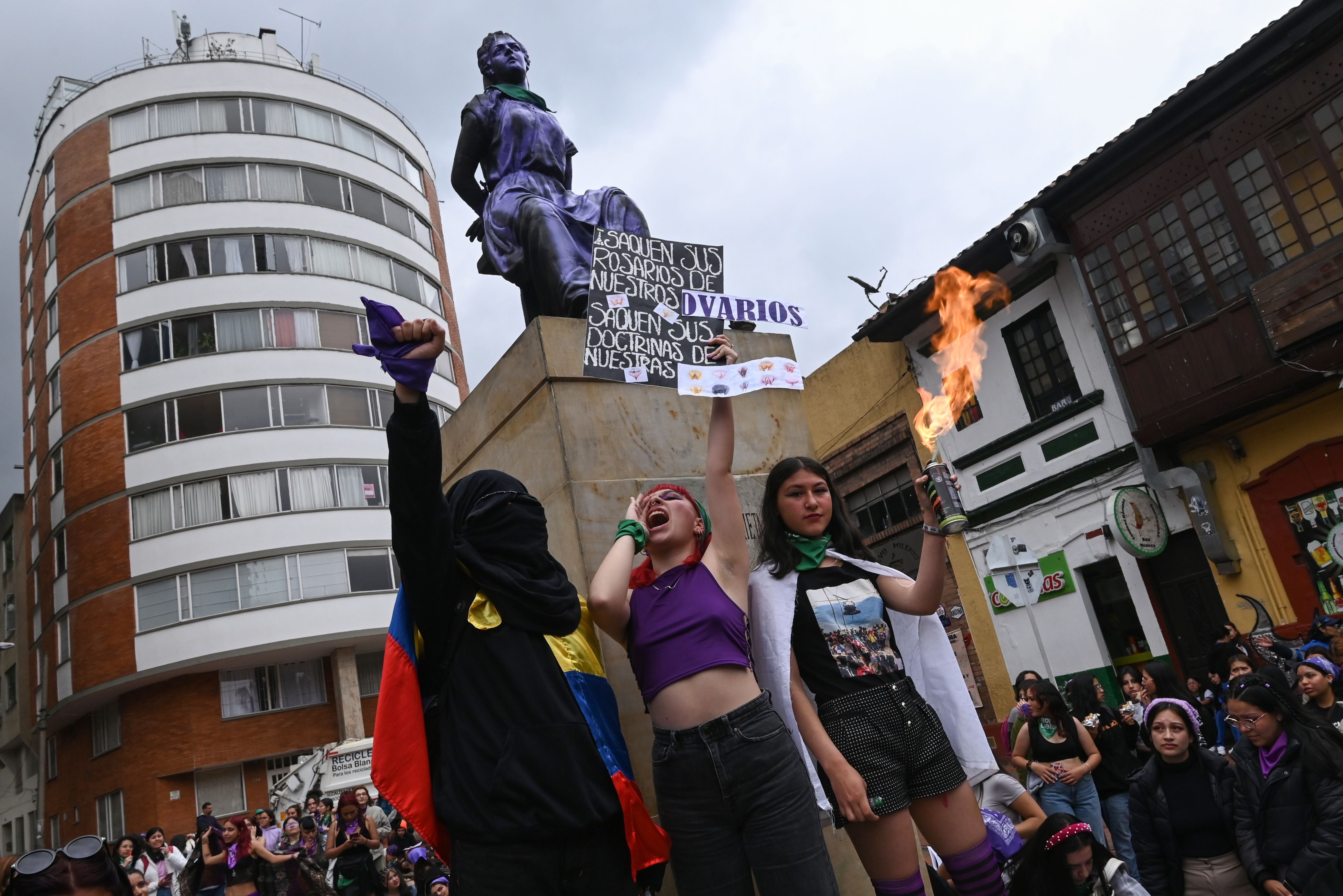 Manifestación por el Día de la Mujer en Bogotá