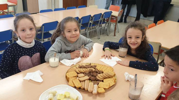 Alumnos del Jorge Manrique participan en los Desayunos Saludables de Gullón