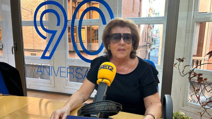 Mari Carmen López, viuda de Ismael Mascarell, y Leticia Álvarez, en Hoy por hoy Murcia