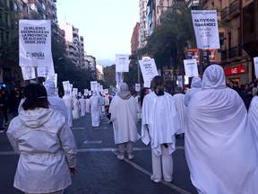Alicante se llena de reivindicación feminista en el 8M
