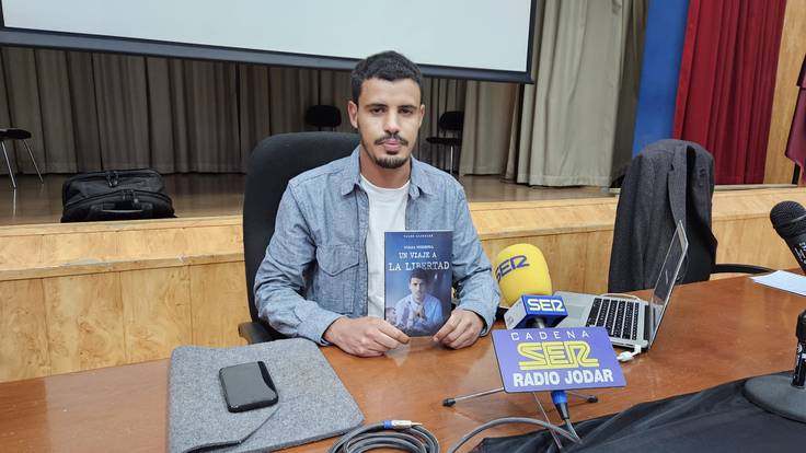 Presentación del libro ‘Un viaje a la libertad’ de Taleb Alisalem, sobre la realidad de pueblo saharaui
