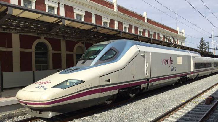 Tren AVE de la línea Alicante - Madrid