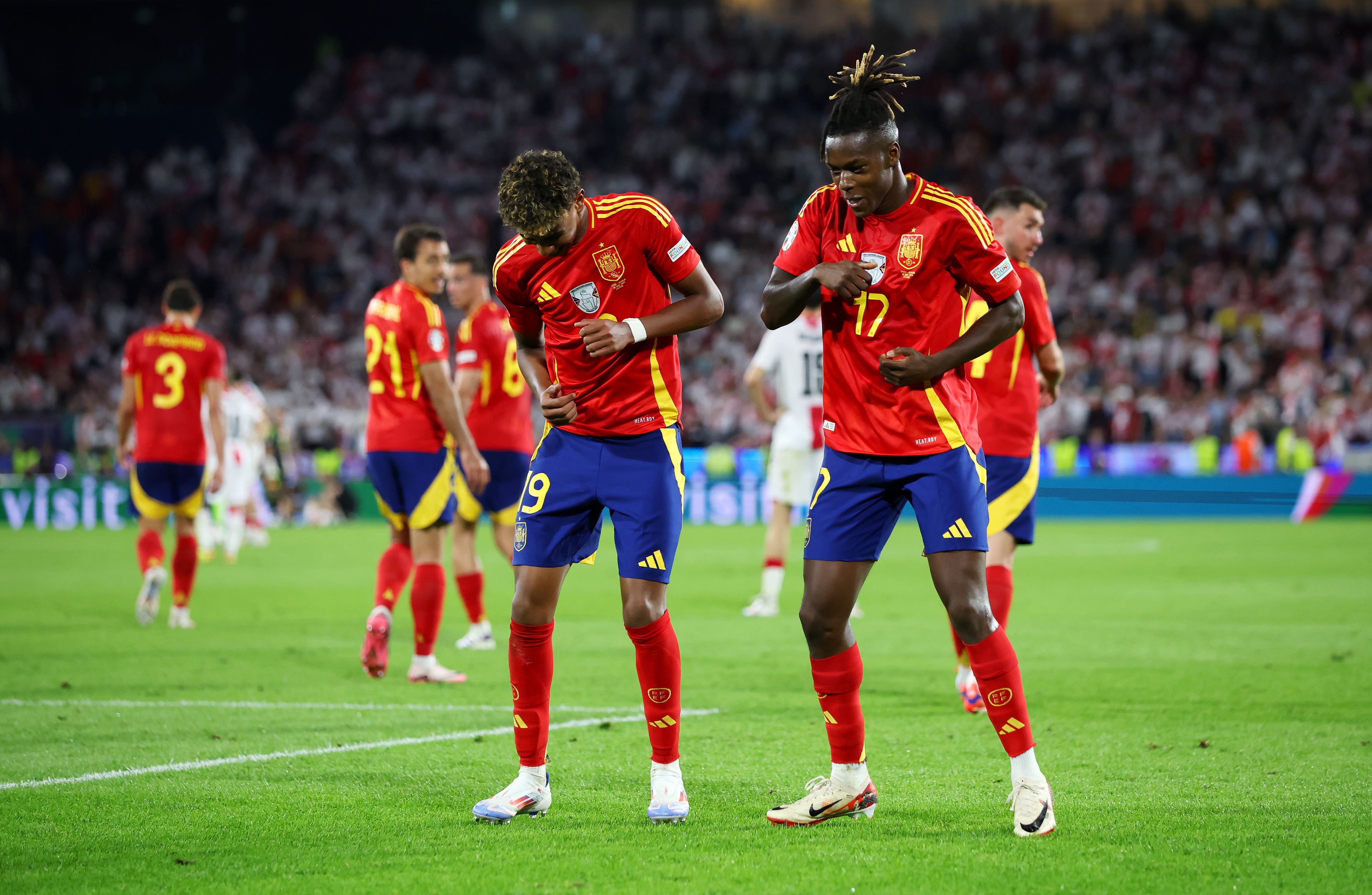 La España de Nico y Lamine se sobrepone de un susto inicial para terminar goleando a Georgia en los octavos de la Eurocopa (4-1)