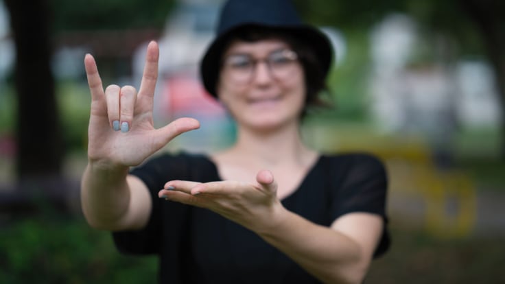 Las personas sordas de Castilla-La Mancha piden más formación en lengua de signos