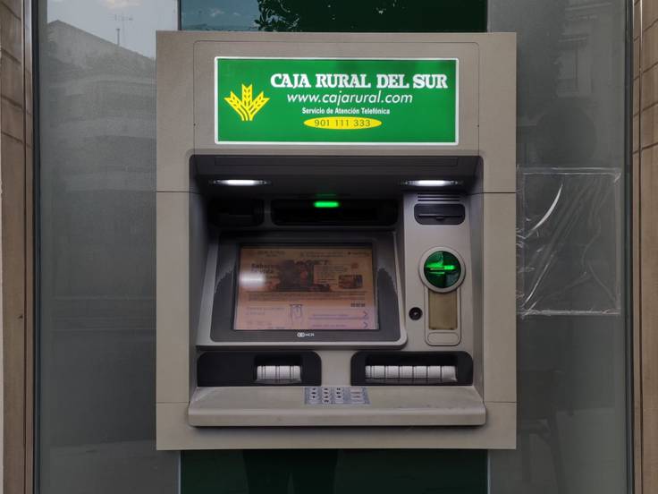 Los cajeros automáticos vuelven a los municipios de Córdoba que se quedaron  sin servicios bancarios | Radio Córdoba | Cadena SER