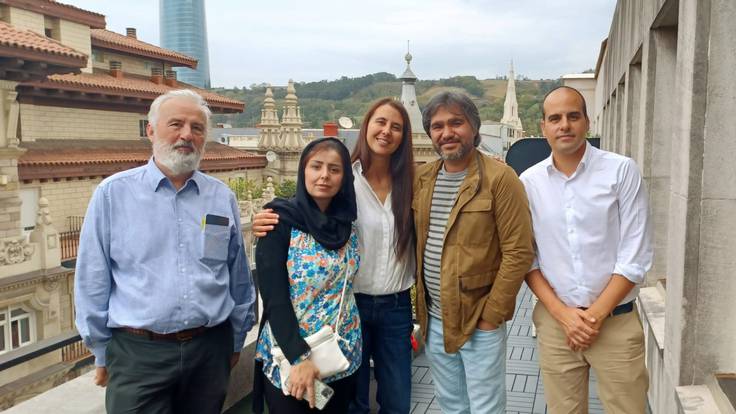 Afganistán y las mujeres refugiadas en Bilbao en el primer aniversario del emirato islámico