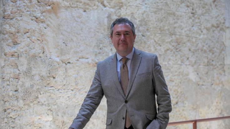 Juan Espadas, alcalde de Sevilla repasa las primeras medidas de la desescalada
