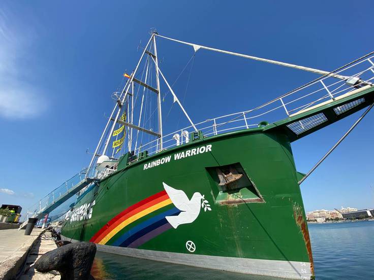Imagen del velero Rainbow Warrior. Fuente: Greenpeace