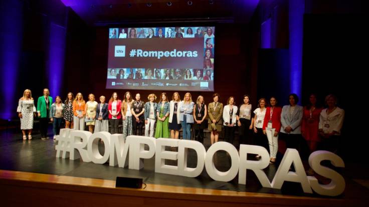 25 mujeres #Rompedoras cuentan sus casos de éxito a escolares de Castilla y León