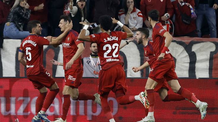 El gol de Budimir para el empate ante el Sevilla