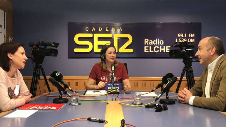 Tertulia entre los candidatos a la secretaria general del PSOE Alejandro Soler y Ana Arabid