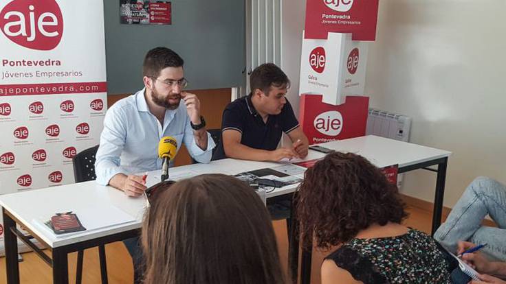 AJE quiere que los pequeños empresarios de Pontevedra se acerquen a los modelos de gestión de las grandes empresas