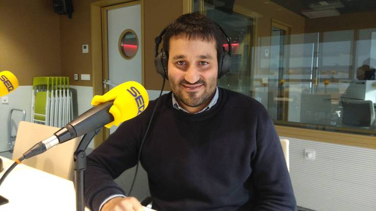 El conseller Marzà respon als oients de Radio Castellón