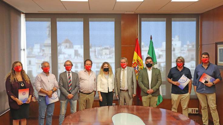Horeca y Andalucía de Noche entregan un manifiesto a la Junta de Andalucía