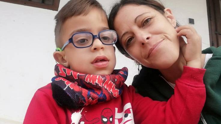 &quot;No hay cura ni tratamiento&quot; Marina González, madre de Aray