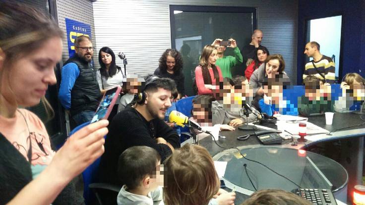 Los alumnos del González de Lama toman Radio León