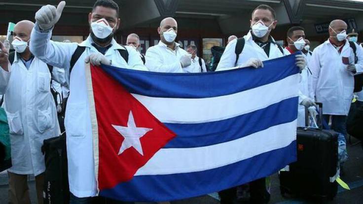 Coronavirus Covid-19: Los médicos cubanos en Italia: "La solidaridad no es  dar lo que te sobra, es compartir lo que tienes" | Actualidad | Cadena SER