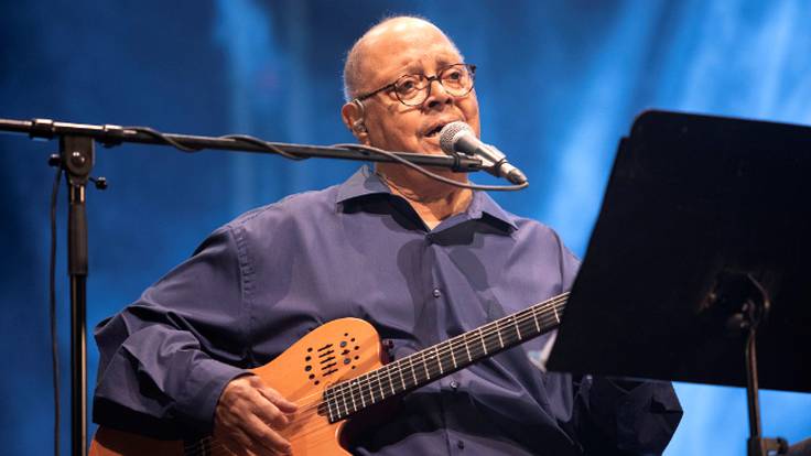 Obituario | Àngels Barceló recuerda al recién fallecido cantautor cubano Pablo Milanés