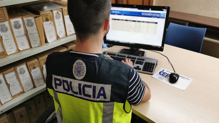 La Subdelegada del gobierno en Pontevedra, Maica Larriba, hace balance de los delitos penales en la provincia en 2020