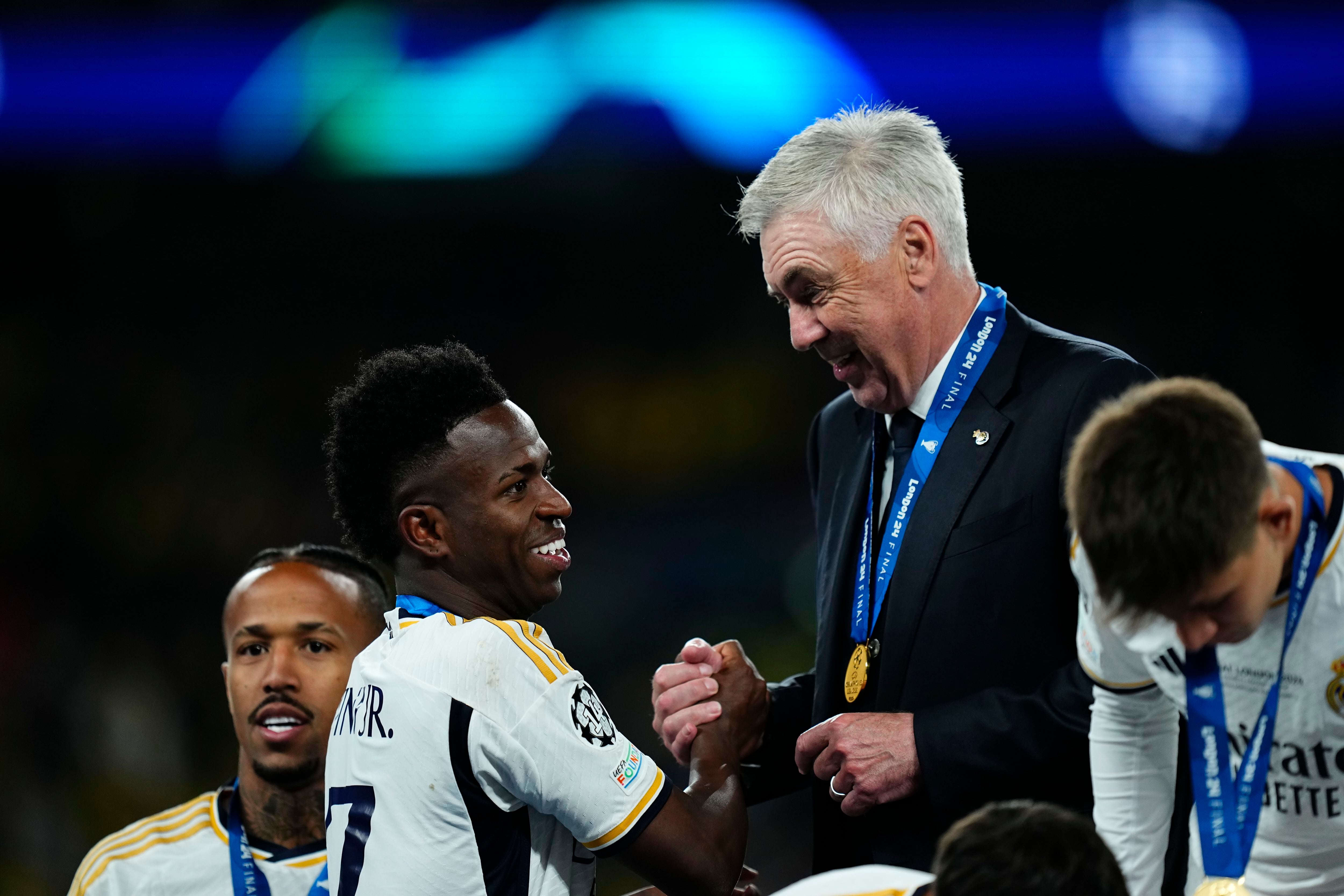 Carlo Ancelotti se rinde a la temporada de Vinicius tras ganar la Decimoquinta: "Balón de Oro, no tengo ninguna duda"