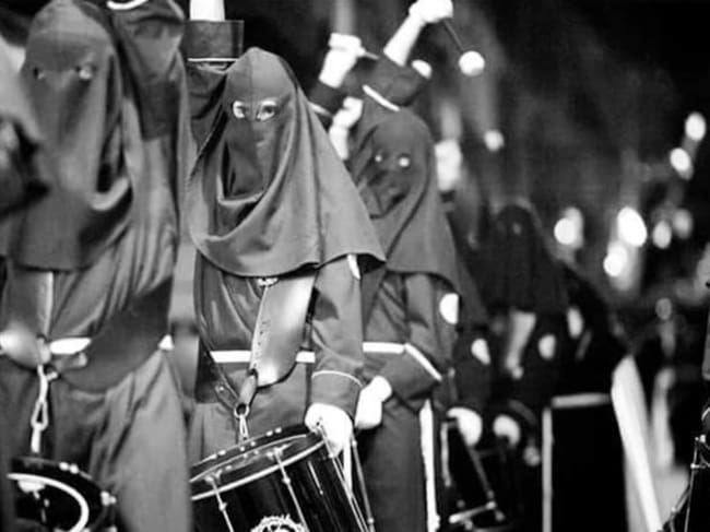 Imagen de los Radicales del Bombo en el Lignum Crucis