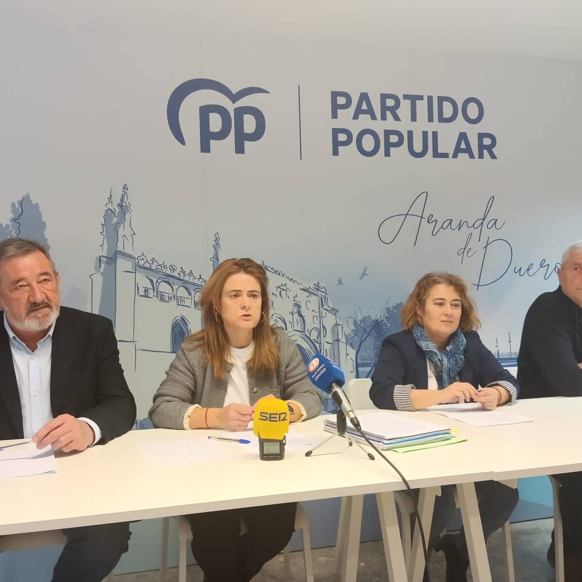El PP pide que se investigue la compatibilidad laboral del secretario en funciones