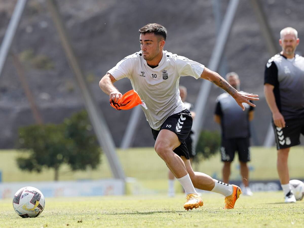 La UD Las Palmas reforzará todas las líneas del equipo en el proyecto de Primera División