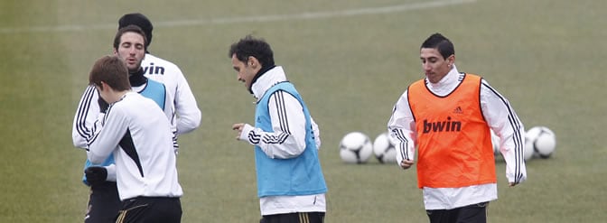 Di María, durante un entrenamiento con el resto de sus compañeros