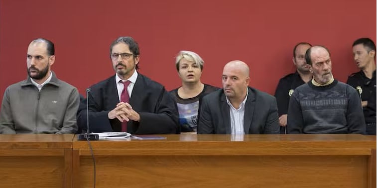 Juan Cuenca (izq.) y Valentín Ion (drcha.), únicos condenados por el asesinato de la pareja de holandeses Ingrid Visser y Lodewijk Severein. Foto archivo.