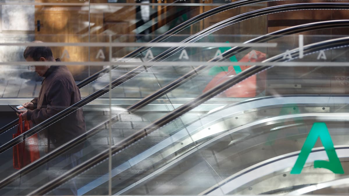 Este es el metro más bonito del mundo: tiene forma de viento, 0 conductores y costó 21.000 millones de euros