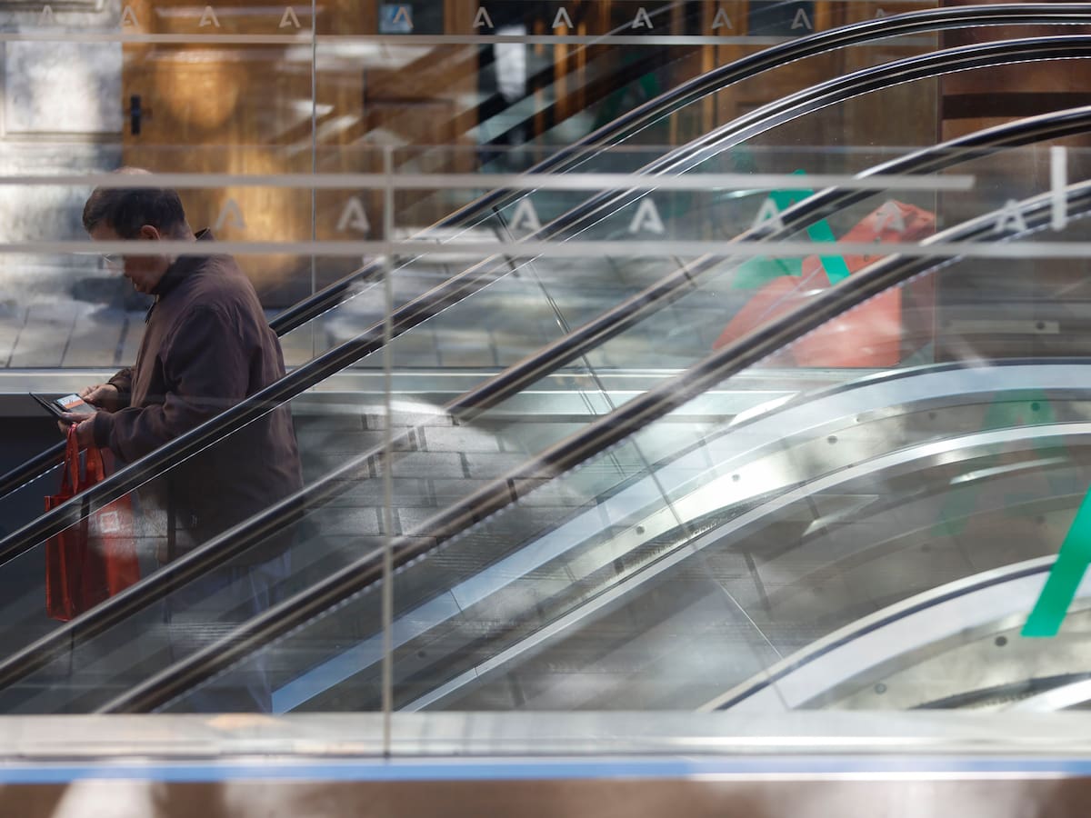 Este es el metro más bonito del mundo: tiene forma de viento, 0 conductores y costó 21.000 millones de euros