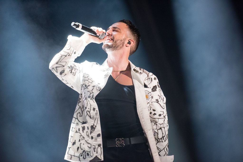 C. Tangana durante una actuación