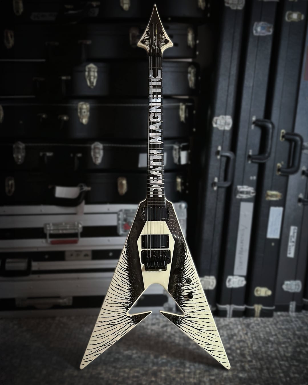 Guitarra de la banda Metallica