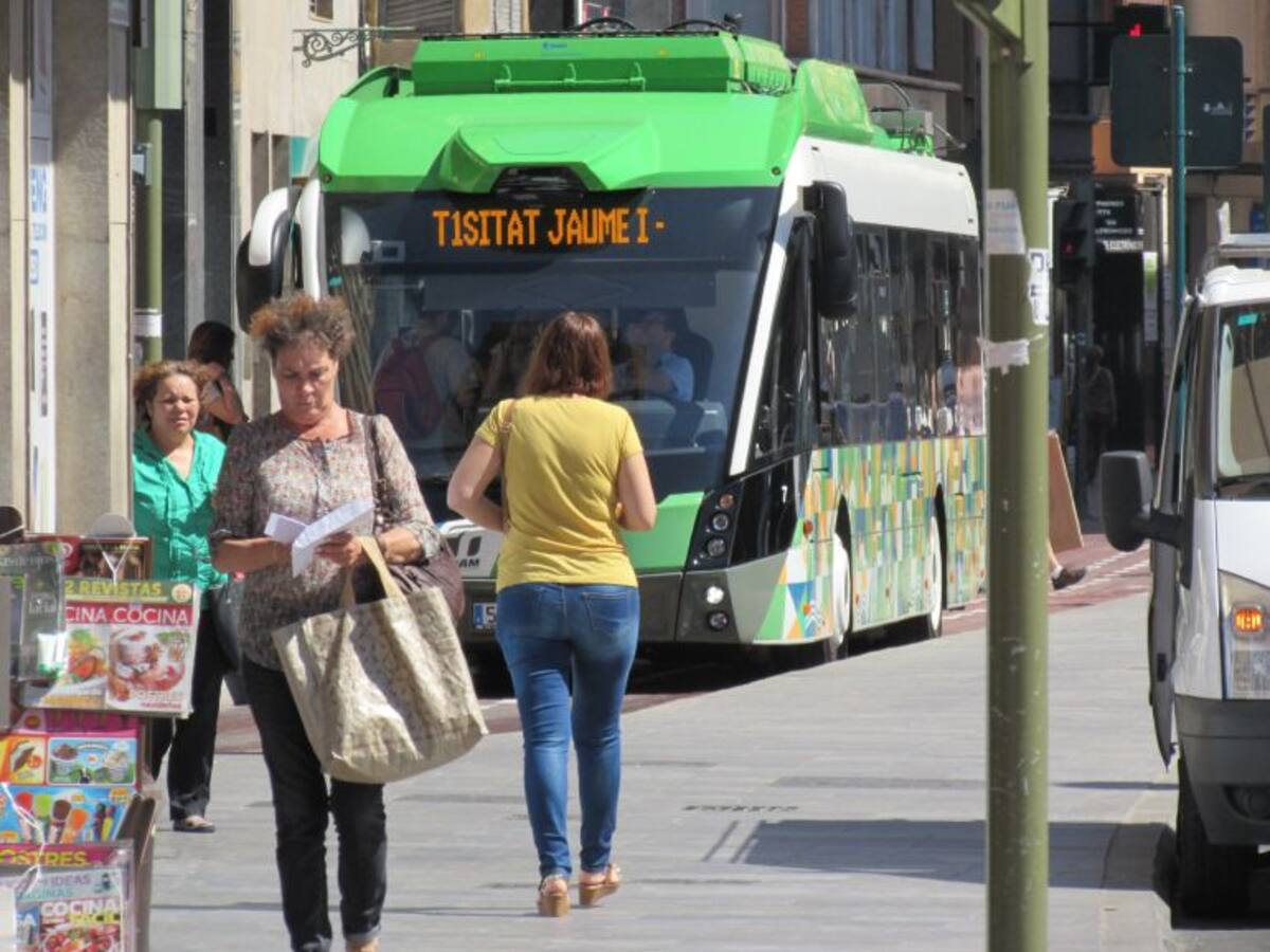El Ayuntamiento de Castellón lanza un abono especial para los parados con bajos ingresos