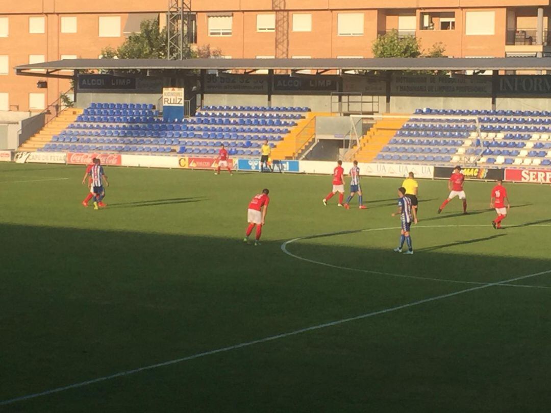 Amistoso entre el Alcoyano y el Rayo Ibense