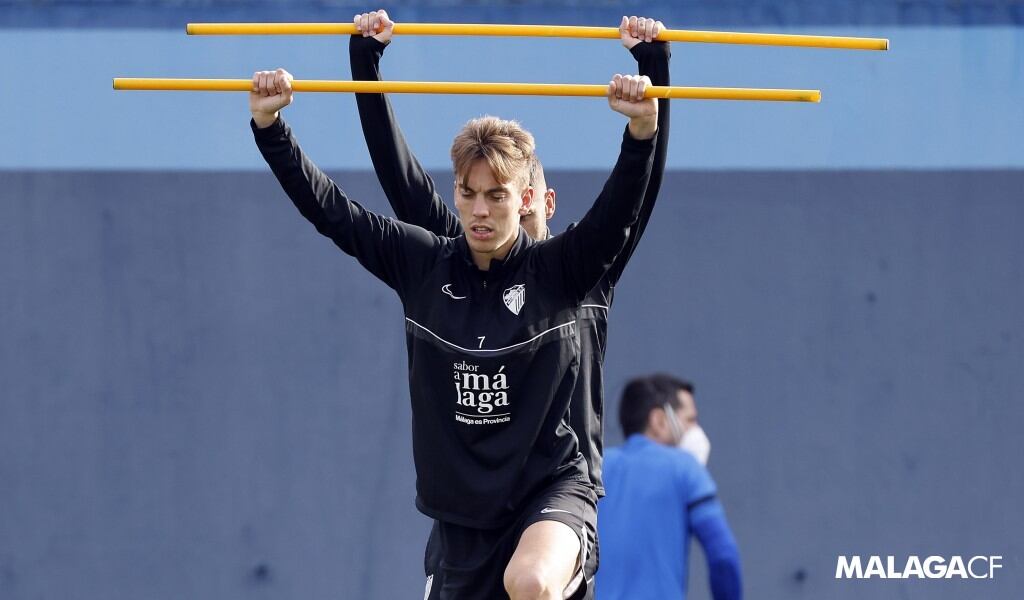 Paulino, en un entrenamiento del Málaga