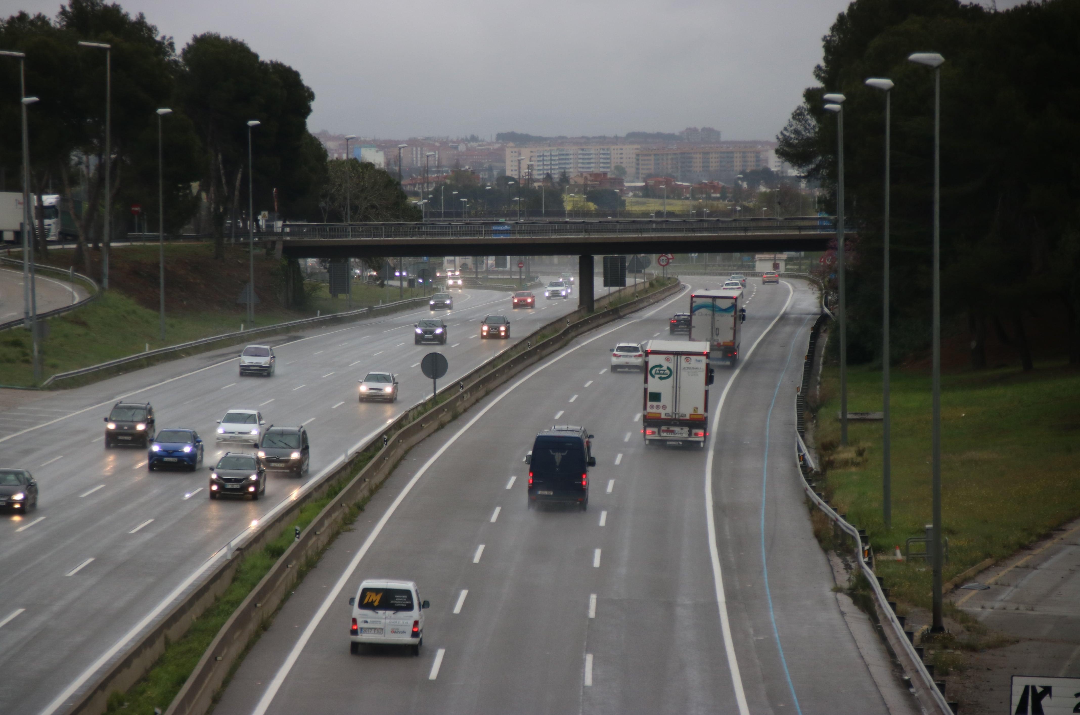 L'autopista AP-7 al seu pas per Bellaterra (Cerdanyola del Vallès)
Autor: Albert Hernández