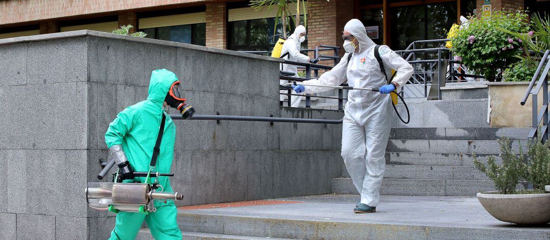 El ejército realiza tareas de desinfección en la Residencia de la Tercera Edad Cardenal Marcelo de Valladolid