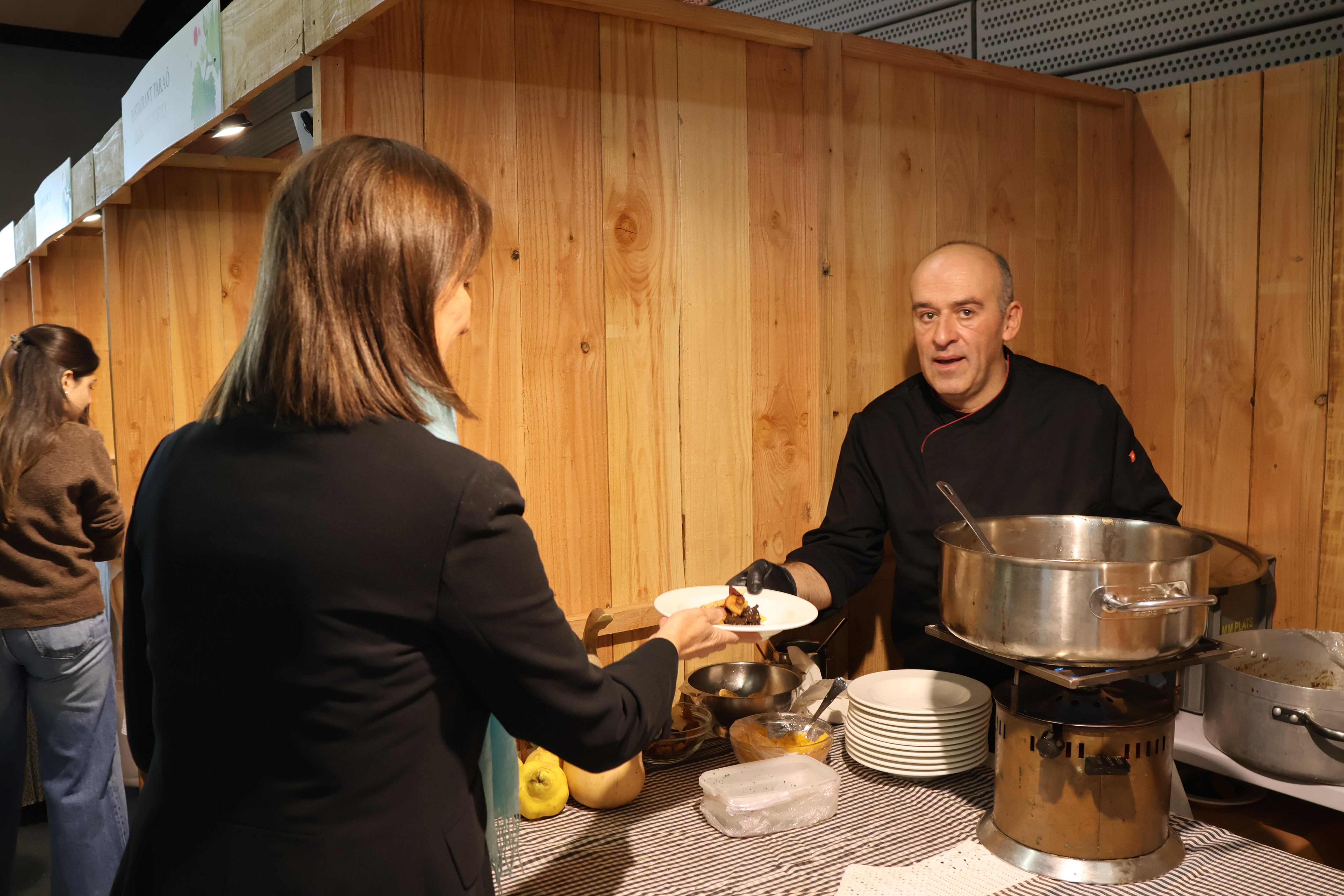 Un restaurador a la 33a Mostra Gastronòmica d'Ordino