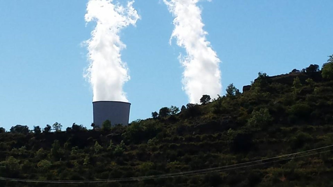 Chimeneas enfriamiento de la CN. Trillo