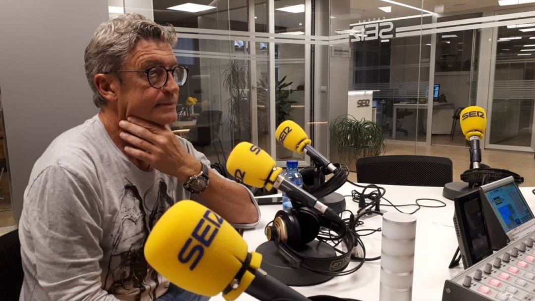 Fábregat en una entrevista en Radio Aranda