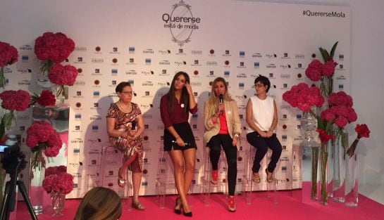 Cristina Pedroche junto a responsables de la campaña &#039;Quererse está de moda&#039; en la rueda de prensa previa a esta entrevista