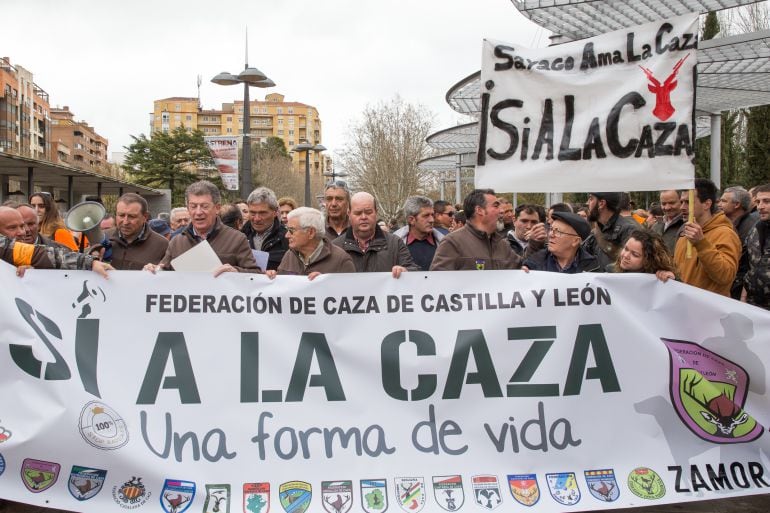 La Federación de Caza de Castilla y León convoca una manifestación en defensa de esta práctica como un modo de vida y contra los &quot;ataques&quot; de los colectivos animalistas y ecologistas 	 
 