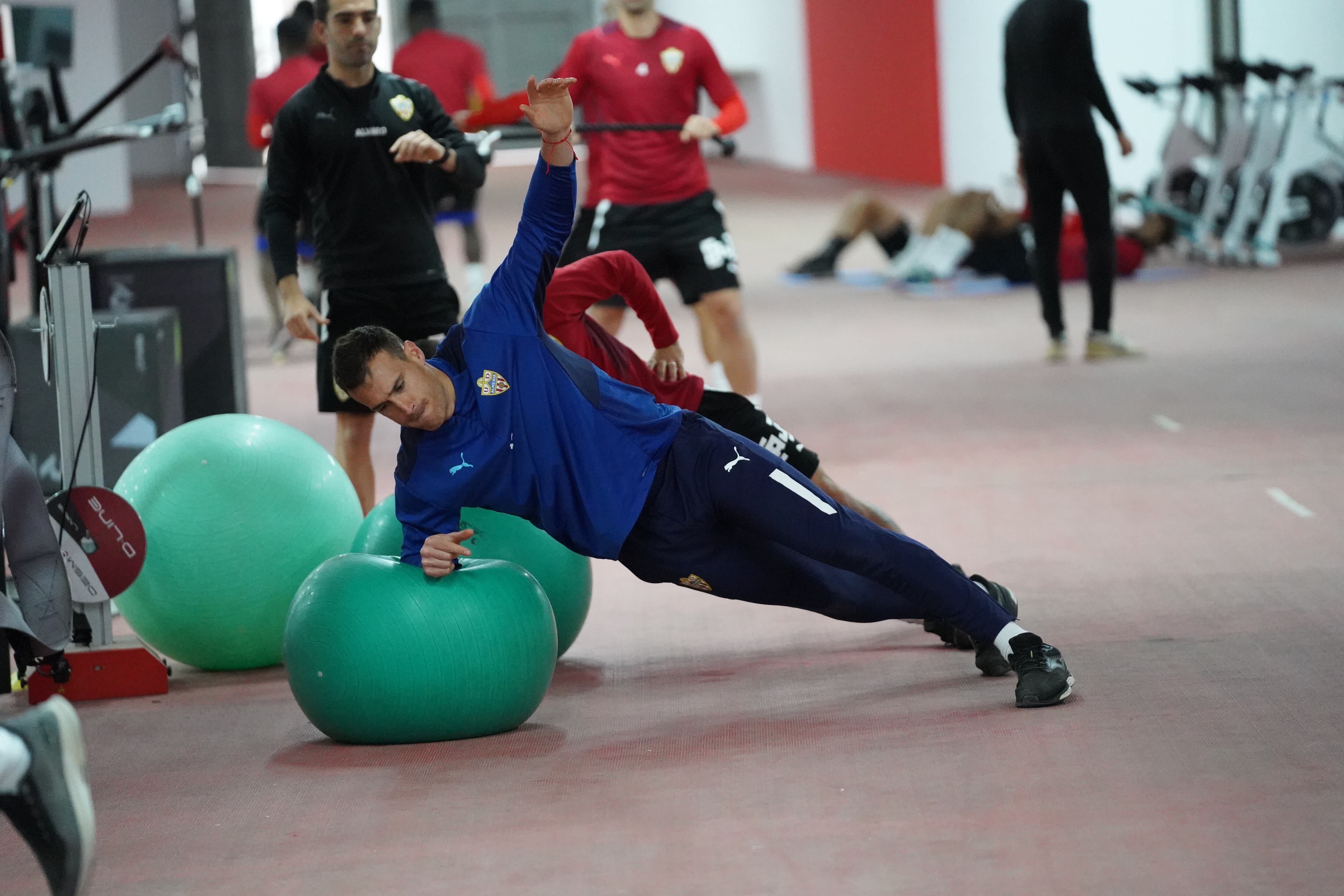 Fernando es un seguro de vida para el Almería.