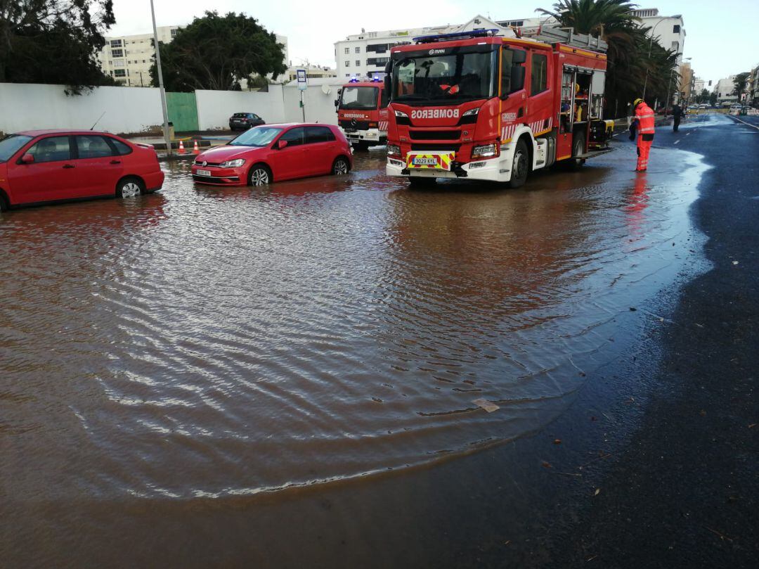 Imagen de archivo de inundaciones en la calle Manolo Millares de Arrecife.