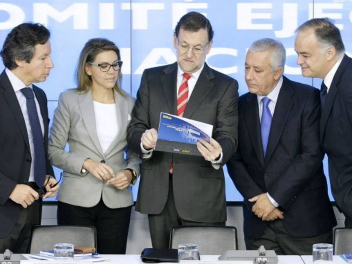 Rajoy se reúne en secreto con el núcleo duro del PP en el Parador de Toledo