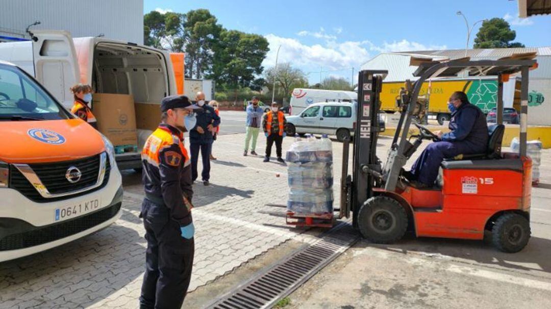 Voluntarios de protección Civil en el dispositivo del Ayuntamiento por COVID