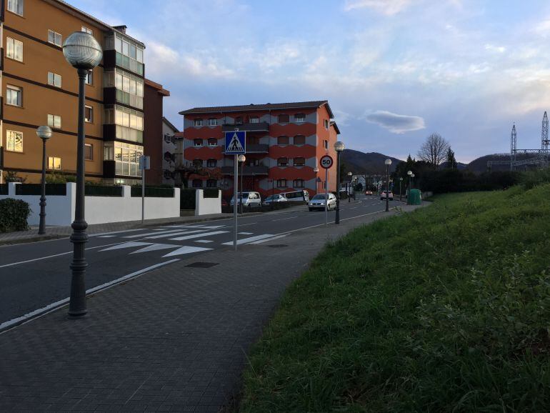 Tramo de la calle Monte Aldabe en el que se habilitará un bidegorri.