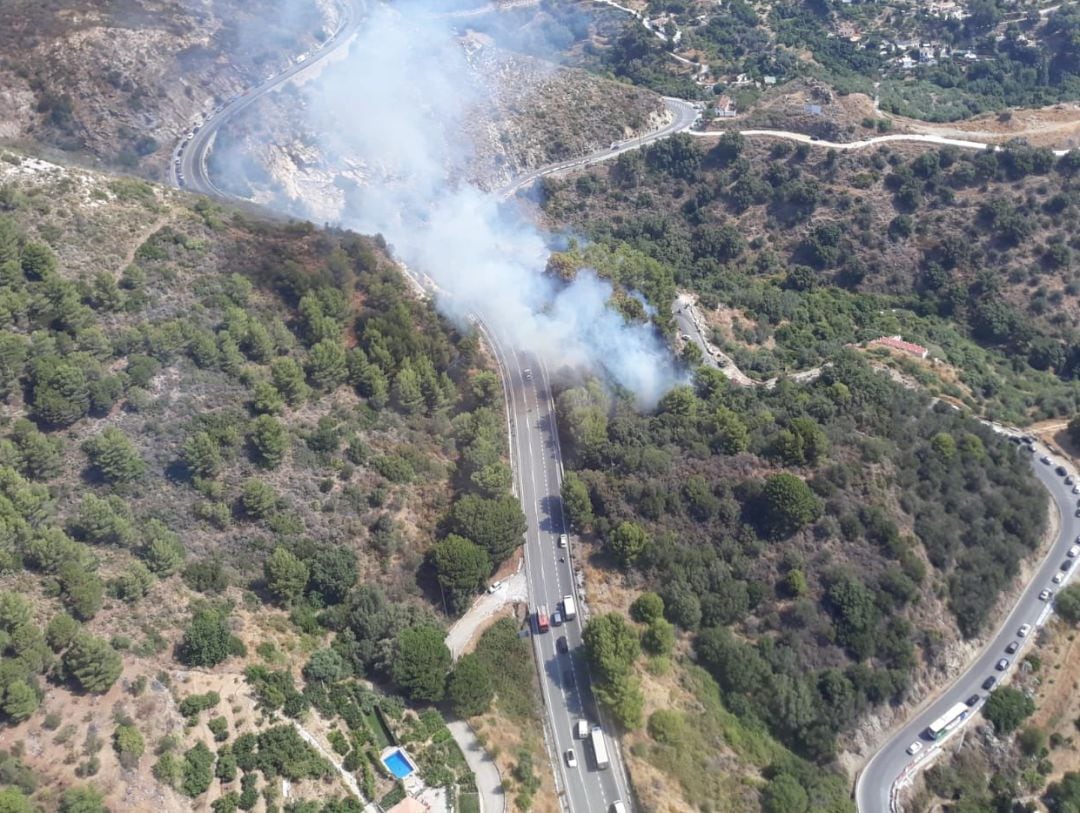 Incendio forestal declarado en Sierra Blanca (Ojén)