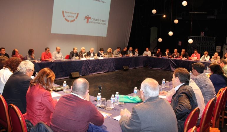 Reunión en Alzira del Circuito Cultural.